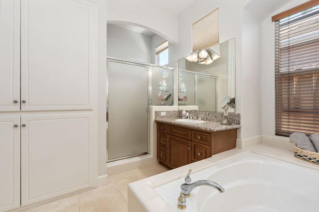 3112 Everglade Avenue, Clovis, CA 93619