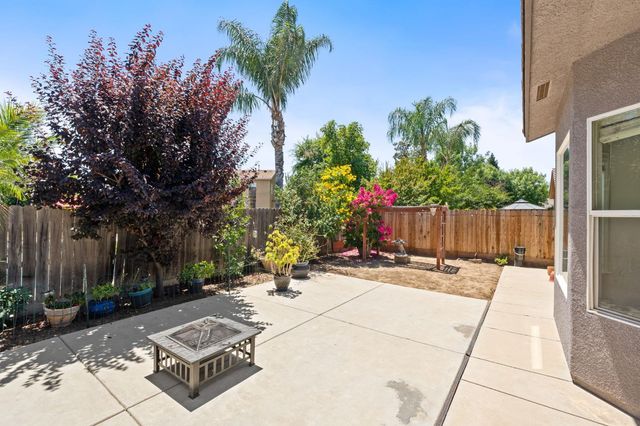 3112 Everglade Avenue, Clovis, CA 93619