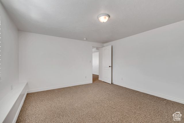 102 N ARCHMORE ST, Saratoga Springs, UT 84043