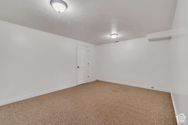 102 N ARCHMORE ST, Saratoga Springs, UT 84043