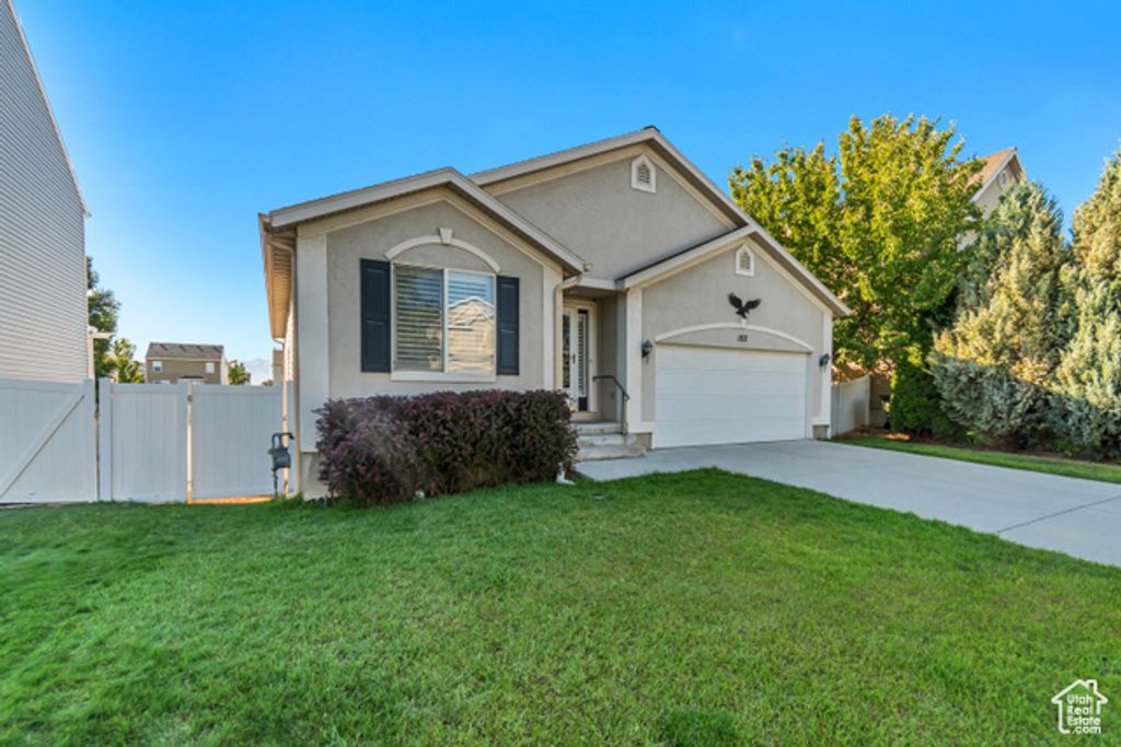 102 N ARCHMORE ST, Saratoga Springs, UT 84043