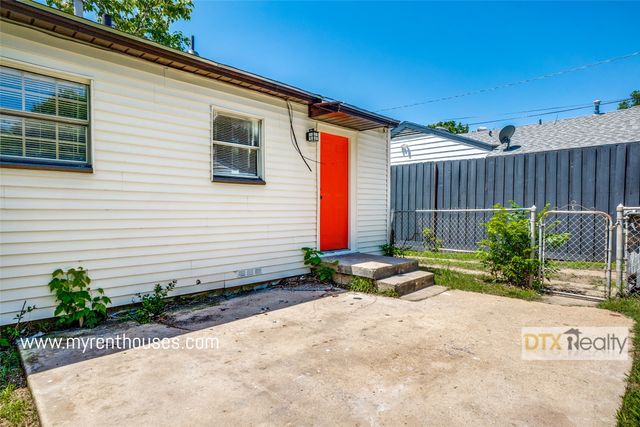 8623 Stonehurst Street, Dallas, TX 75217