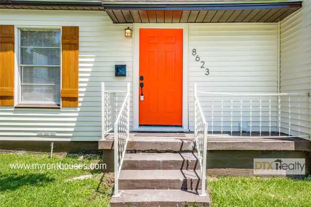 8623 Stonehurst Street, Dallas, TX 75217