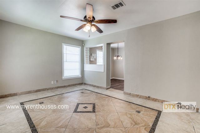 8623 Stonehurst Street, Dallas, TX 75217