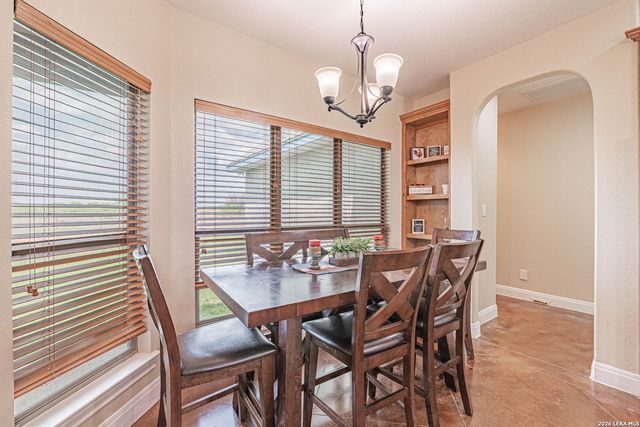 946 County Road 361, La Vernia, TX 78121