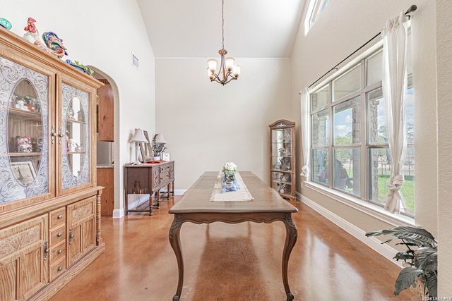 946 County Road 361, La Vernia, TX 78121