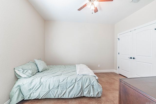 946 County Road 361, La Vernia, TX 78121