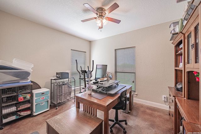 946 County Road 361, La Vernia, TX 78121