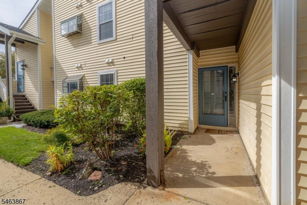 251 Broadmoor-6 6, Union Twp., NJ 07083 — photo 2