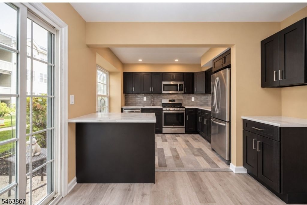 251 Broadmoor-6 6, Union Twp., NJ 07083 — photo 5