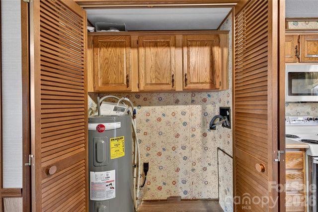 2468 Old Mountain Road, Statesville, NC 28625