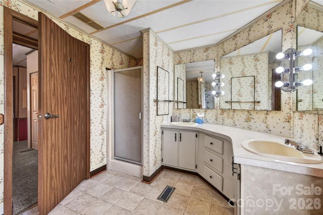 2468 Old Mountain Road, Statesville, NC 28625