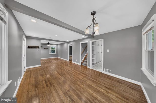2712 NEWTON ST, Silver Spring, MD 20902