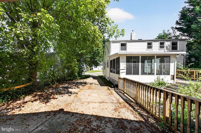 2712 NEWTON ST, Silver Spring, MD 20902