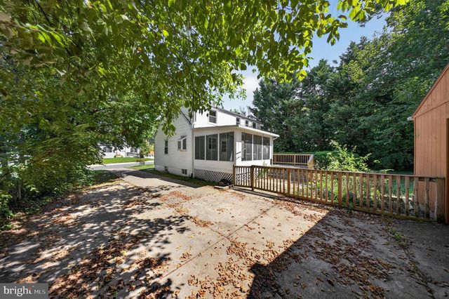 2712 NEWTON ST, Silver Spring, MD 20902