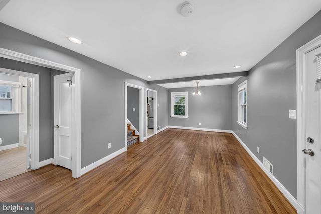 2712 NEWTON ST, Silver Spring, MD 20902