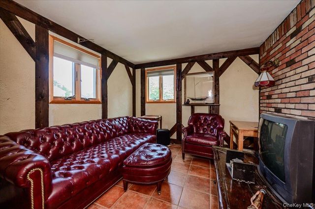 3291 Wolfson Drive, Baldwin, NY 11510