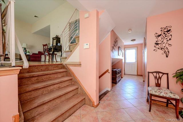 3291 Wolfson Drive, Baldwin, NY 11510