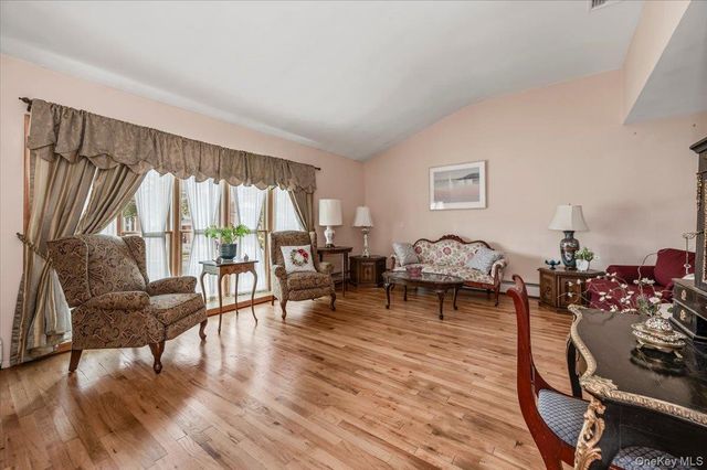 3291 Wolfson Drive, Baldwin, NY 11510
