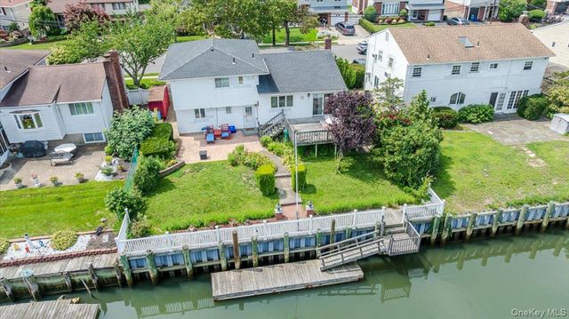 3291 Wolfson Drive, Baldwin, NY 11510