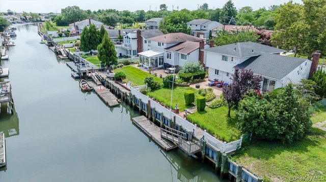 3291 Wolfson Drive, Baldwin, NY 11510
