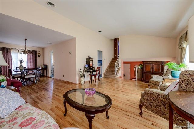 3291 Wolfson Drive, Baldwin, NY 11510