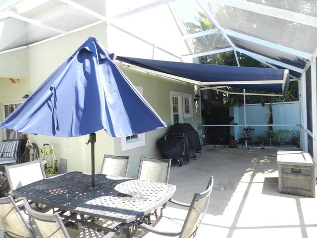 9198 Heathridge Drive, West Palm Beach, FL 33411