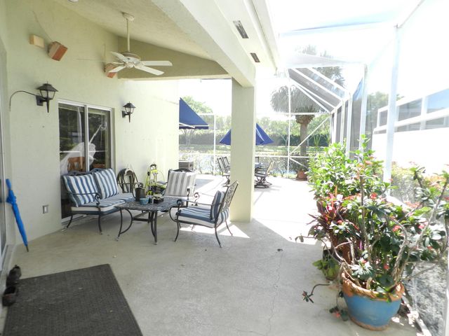 9198 Heathridge Drive, West Palm Beach, FL 33411