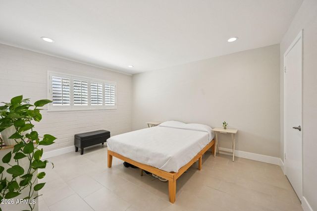 429 E LOYOLA Drive, Tempe, AZ 85282