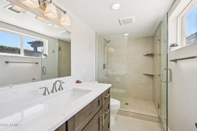 429 E LOYOLA Drive, Tempe, AZ 85282