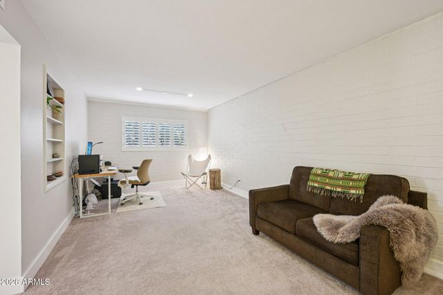 429 E LOYOLA Drive, Tempe, AZ 85282