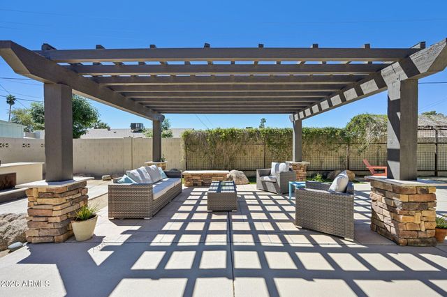 429 E LOYOLA Drive, Tempe, AZ 85282