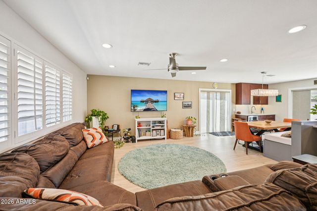 429 E LOYOLA Drive, Tempe, AZ 85282