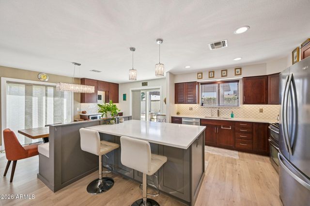 429 E LOYOLA Drive, Tempe, AZ 85282