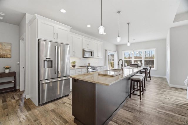 N1002 ALEXANDRA WAY, Greenville, WI 54942