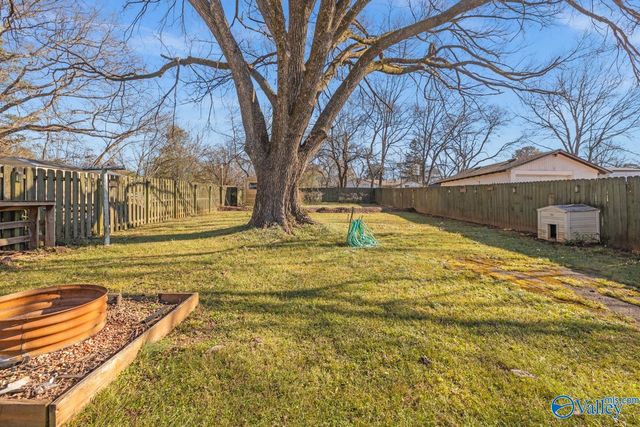 2610 Virginia Blvd NW, Huntsville, AL 35811