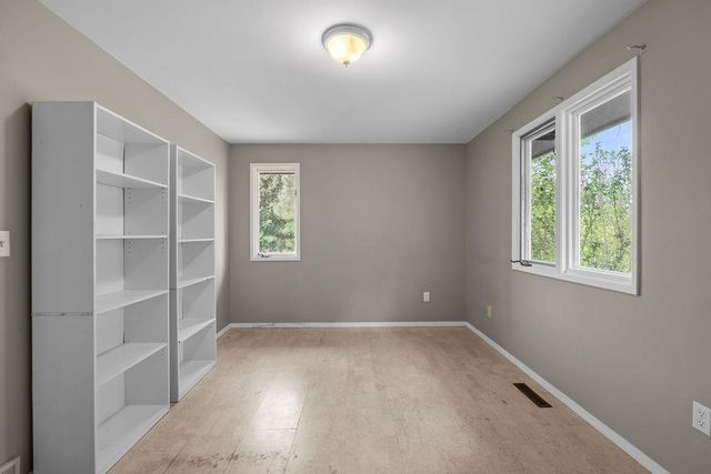 12620 N Nine Mile Rd, Nine Mile Falls, WA 99026