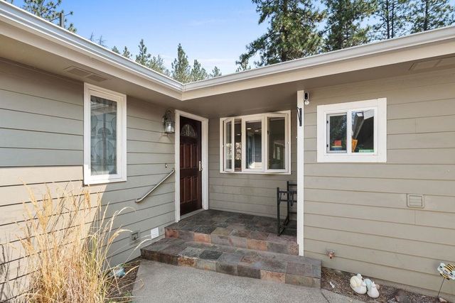 12620 N Nine Mile Rd, Nine Mile Falls, WA 99026