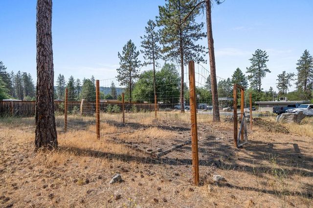 12620 N Nine Mile Rd, Nine Mile Falls, WA 99026