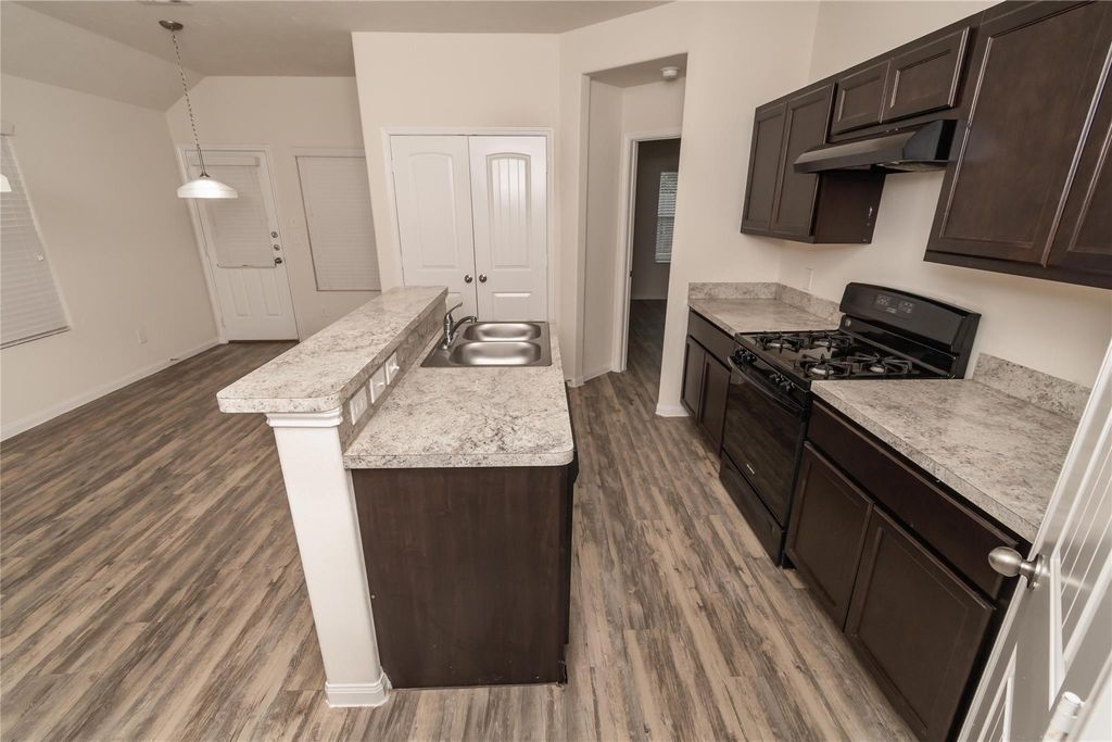 9603 Schouten Drive, Houston, TX 77044