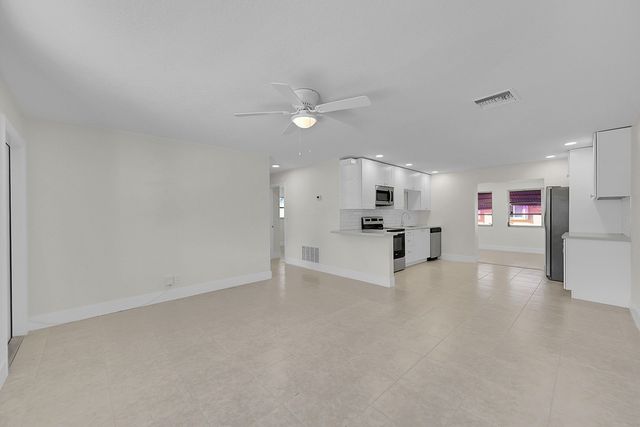 5309 NW 49th Avenue, Tamarac, FL 33319