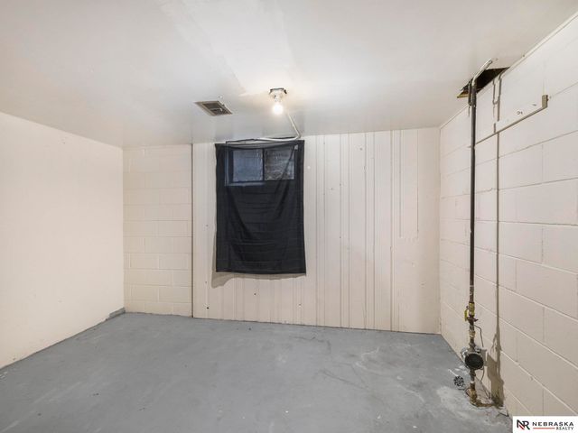 4520 Lafayette Avenue, Omaha, NE 68132