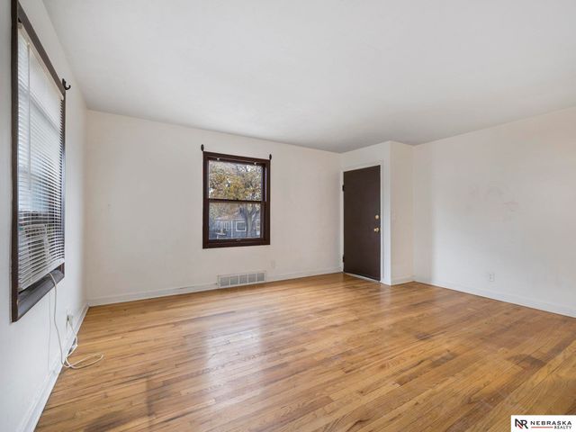 4520 Lafayette Avenue, Omaha, NE 68132