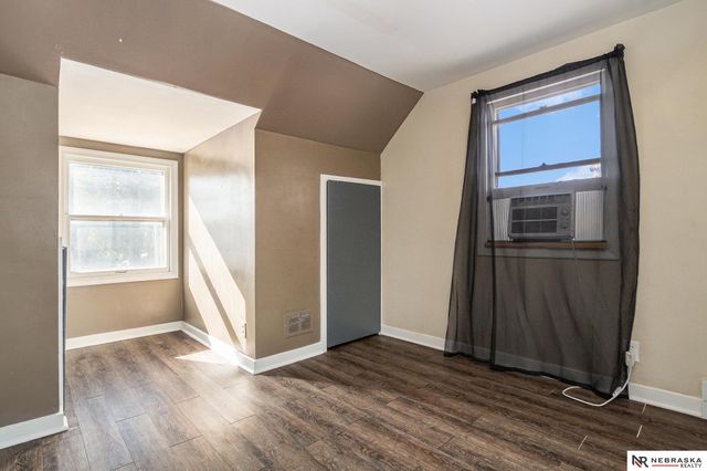 4520 Lafayette Avenue, Omaha, NE 68132