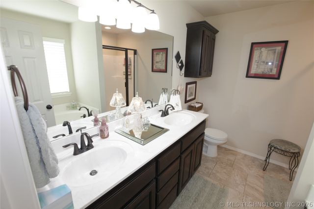 8466 Dunnwood Road, Claremore, OK 74019