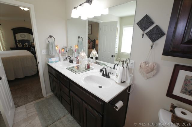 8466 Dunnwood Road, Claremore, OK 74019