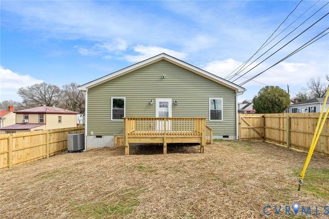 546 Clinton St, Petersburg, VA 23803
