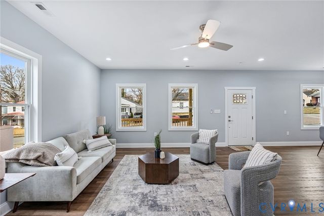 546 Clinton St, Petersburg, VA 23803