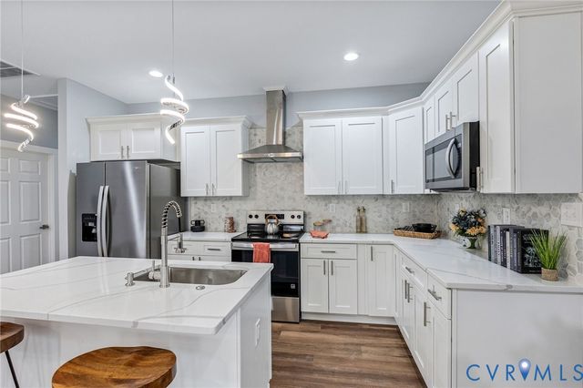 546 Clinton St, Petersburg, VA 23803