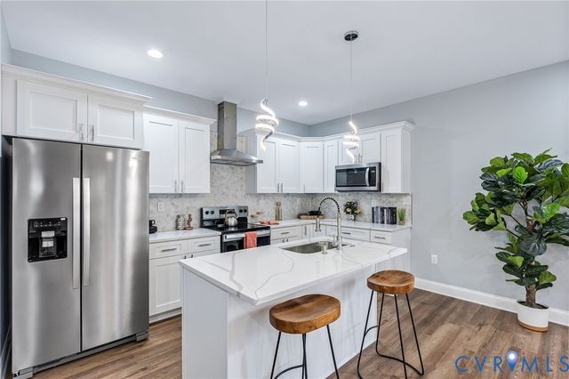 546 Clinton St, Petersburg, VA 23803